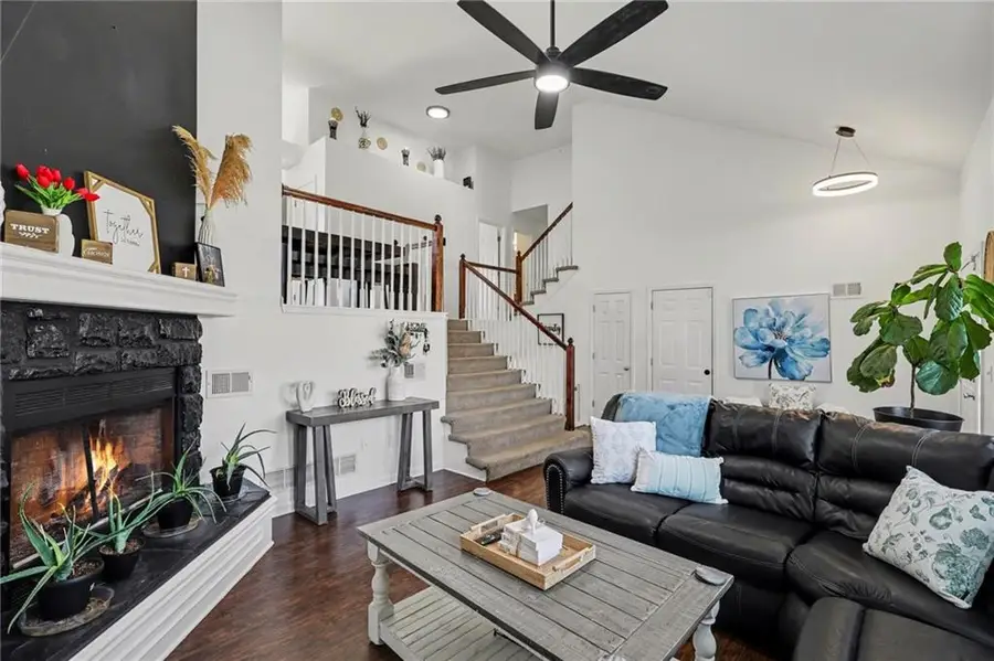 20515 W 220th Terrace, Spring Hill, KS 66083 - #2