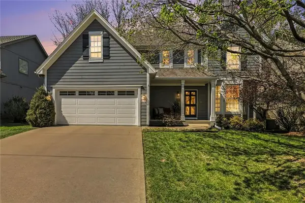 8308 W 127th Circle, Overland Park, KS 66213