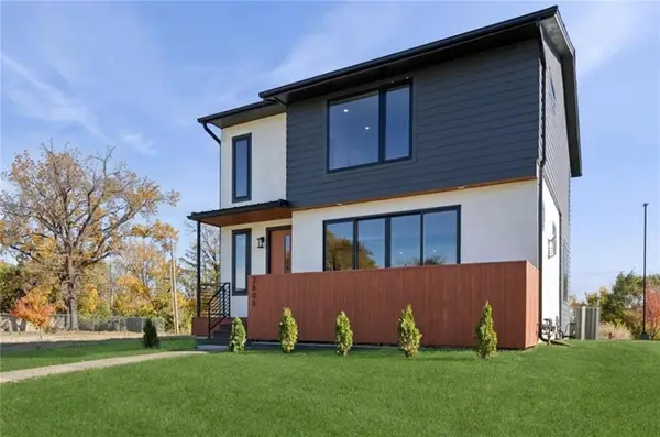 2605 W Paseo Boulevard, Kansas City, MO 64108