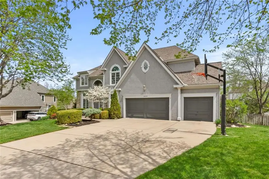 14009 Lucille Street, Overland Park, KS 66221 - #3