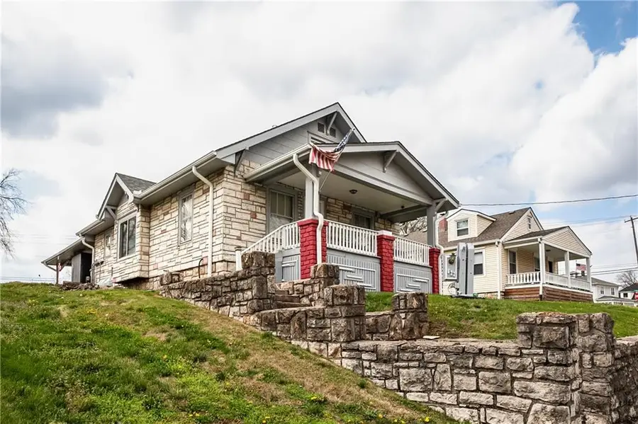 622 Dunbar Avenue, Excelsior Springs, MO 64024 - #2