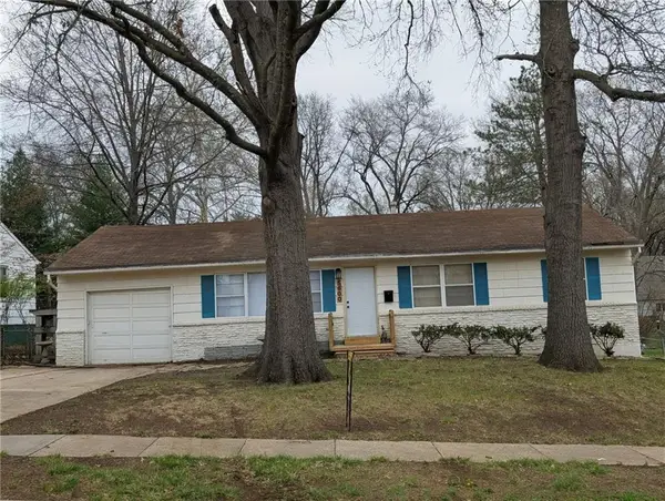 5600 W 101 Terrace, Overland Park, KS 66207