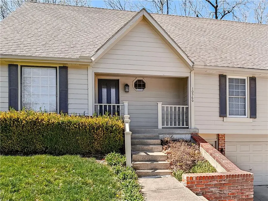 10560 Noland Road, Lenexa, KS 66215 - #2