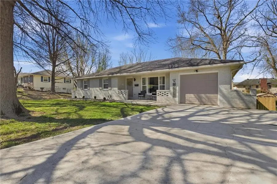 102 Garden Lane, Excelsior Springs, MO 64024 - #2