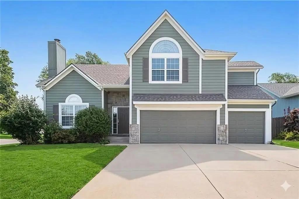 502 Santa Fe Court, Baldwin City, KS 66006 - #1