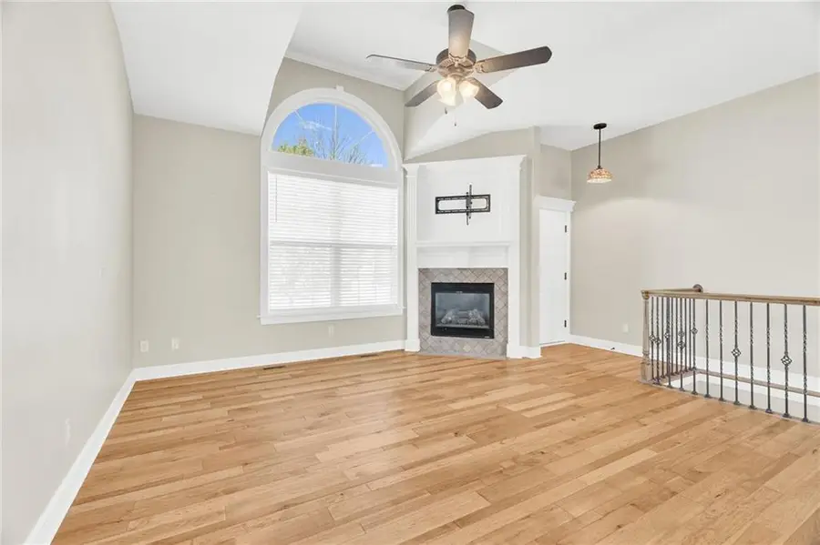 15715 W 62nd Street, Shawnee, KS 66217 - #2