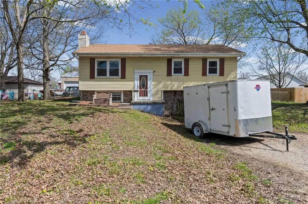 1405 S Vine Street, Holden, MO 64040 - #1