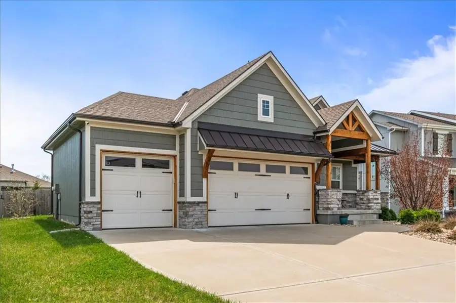 2533 SW Old Port Road, Lees Summit, MO 64082 - #2