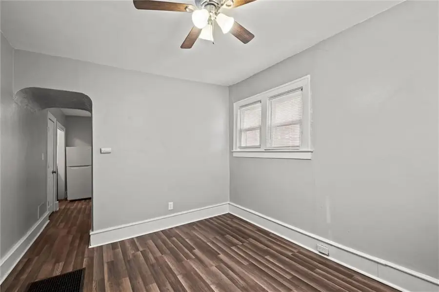 514 W Walnut Street, Independence, MO 64050 - #3