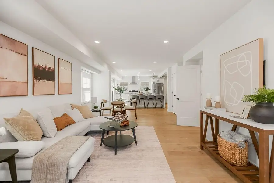 4536 Mercier Street, Kansas City, MO 64111 - #3