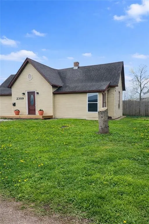 2309 Washington Street, Lexington, MO 64067 - #2