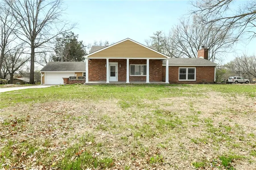 6000 N Lenox Avenue, Kansas City, MO 64151 - #2