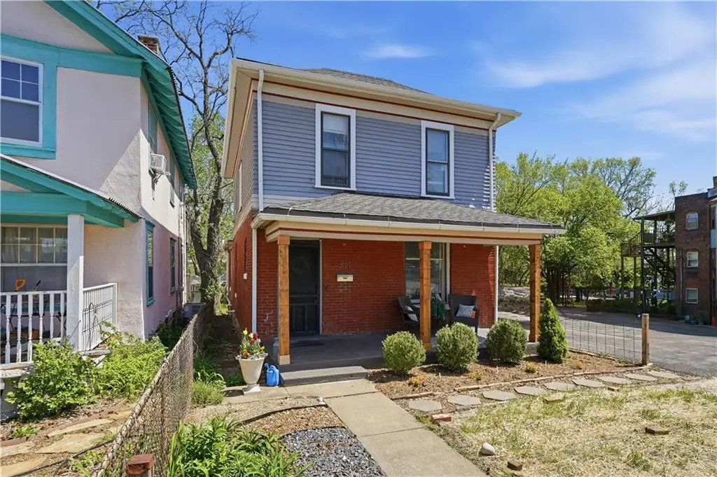 3121 Grand Avenue, Kansas City, MO 64111 - #1