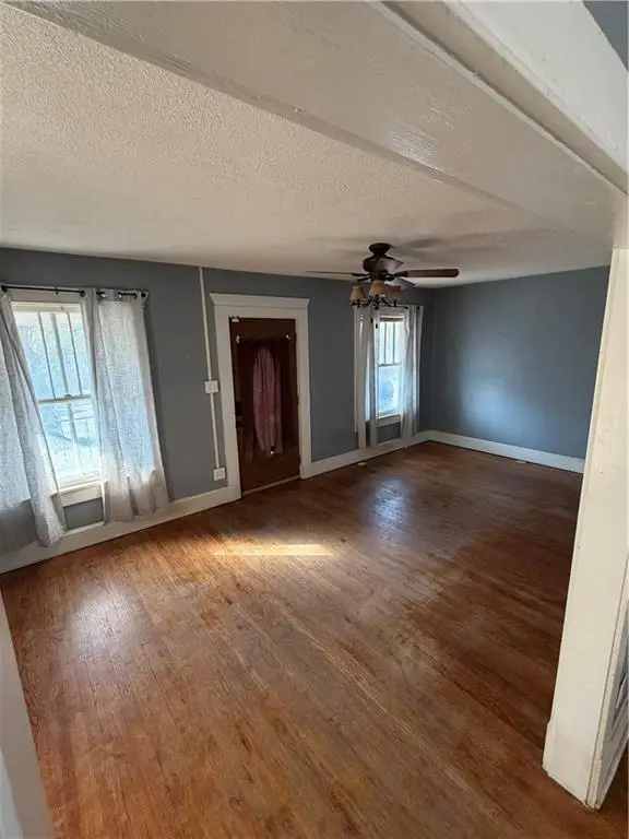 5207 Pryor Avenue, Saint Joseph, MO 64504 - #2