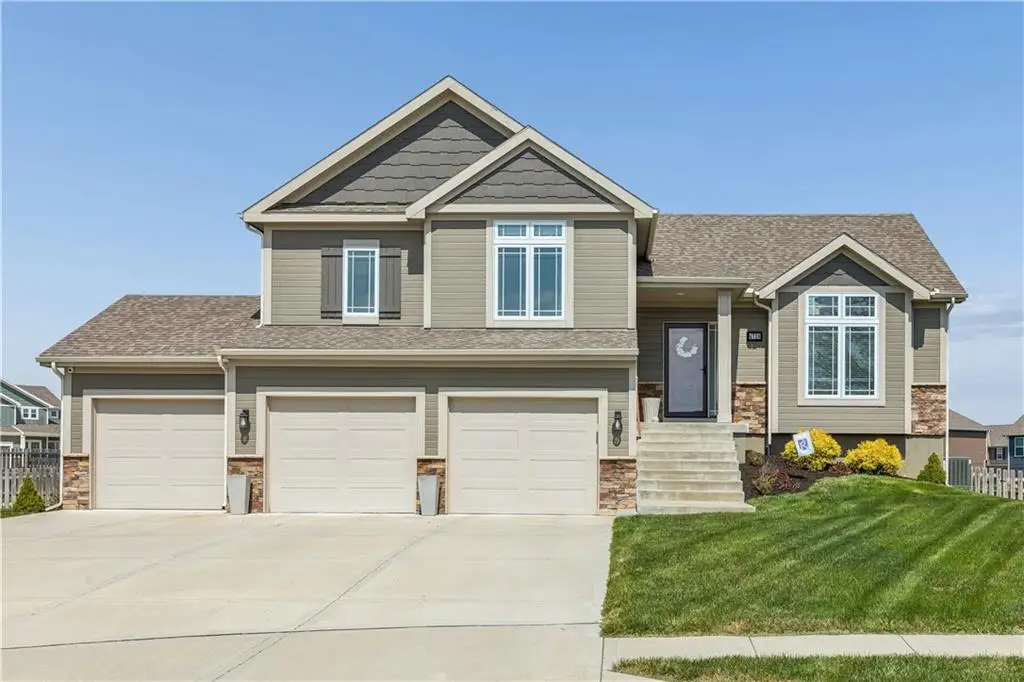 4728 NE 102nd Court, Kansas City, MO 64156 - #1