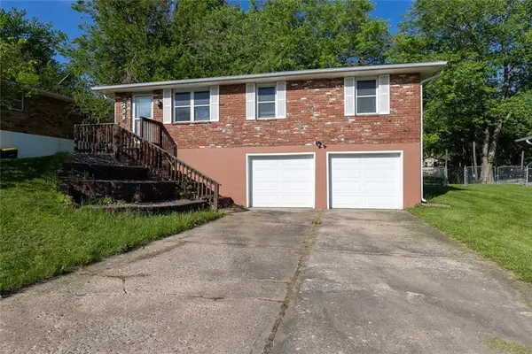 208 Carla Street, Excelsior Springs, MO 64024