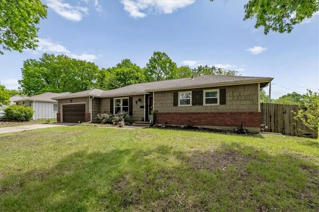 6107 E 108th Street, Kansas City, MO 64134 - #1