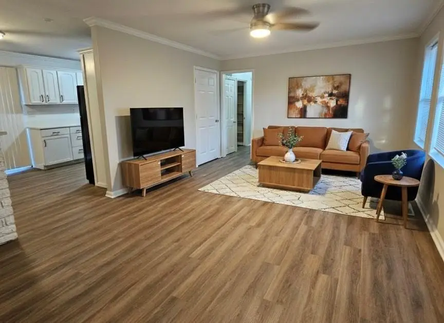 4818 E 45th Street, Kansas City, MO 64130 - #2