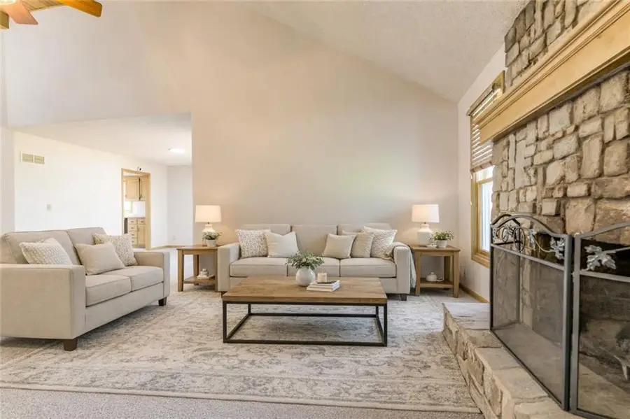 6528 N London Drive, Kansas City, MO 64151 - #3