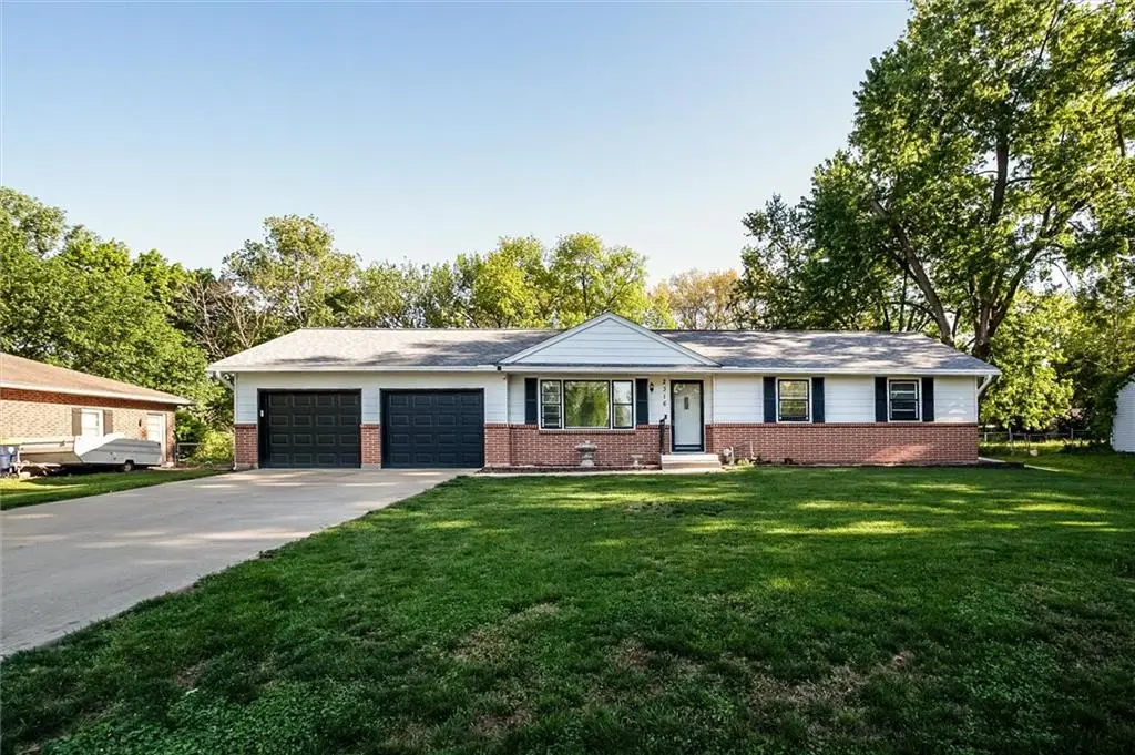 2316 NW 86 Terrace, Kansas City, MO 64154 - #1