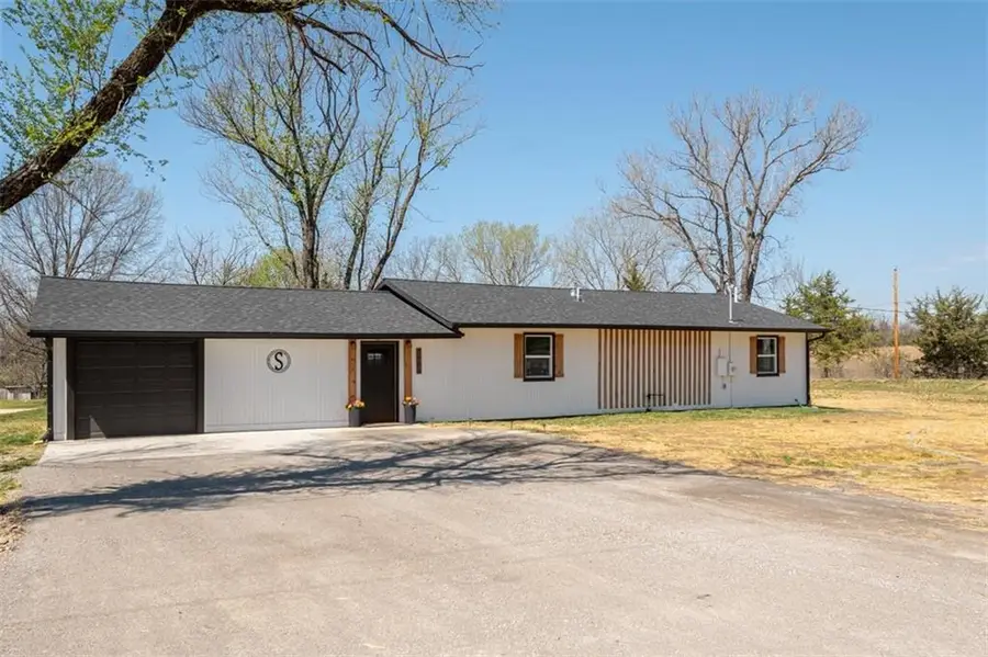 3985 43rd Street, Meriden, KS 66512 - #2