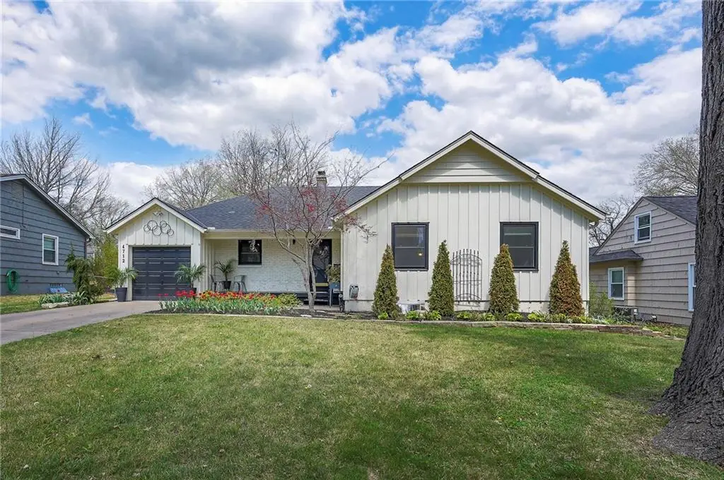4712 W 77th Street, Prairie Village, KS 66208 - #1