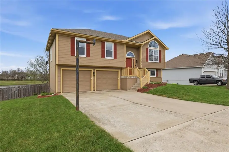 16304 Hight Avenue, Belton, MO 64012 - #2