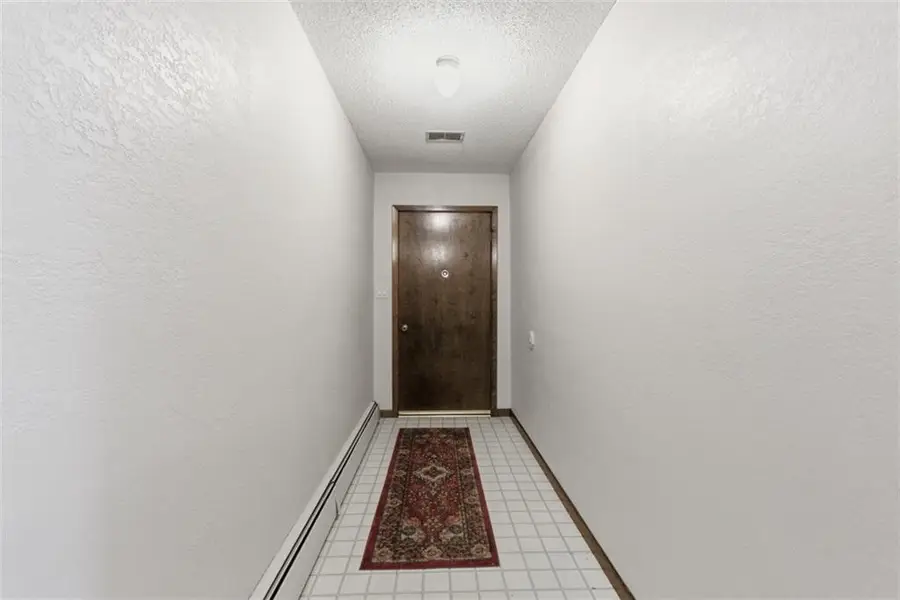 3232 N Forest Avenue, Kansas City, MO 64116 - #3