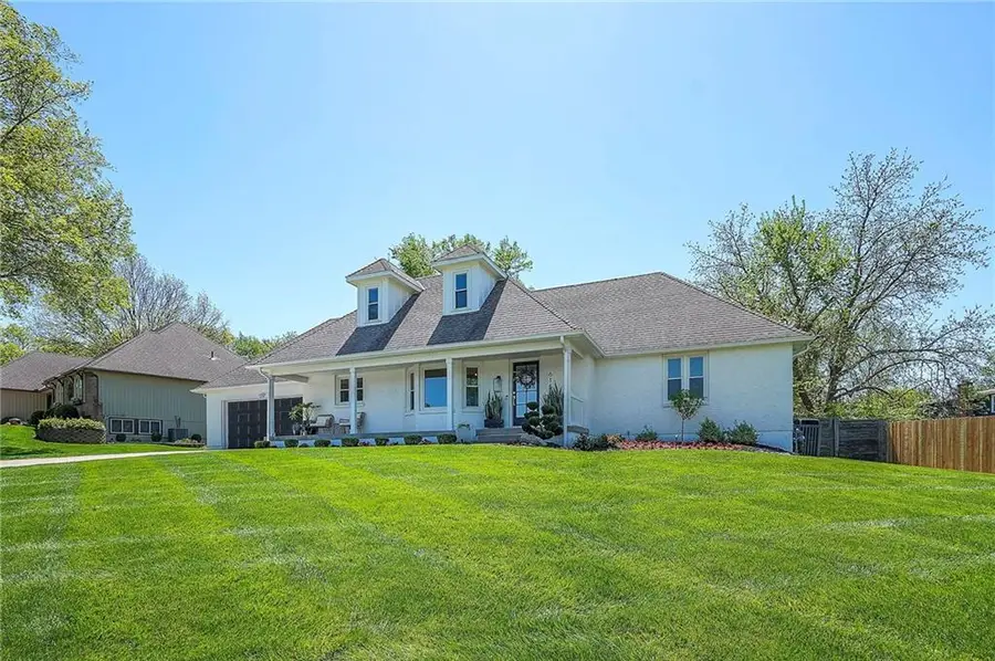615 Overlook Drive, Raymore, MO 64083 - #2