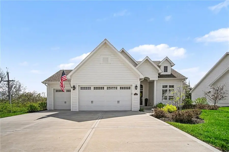 9201 Lime Stone Road, Parkville, MO 64152 - #2