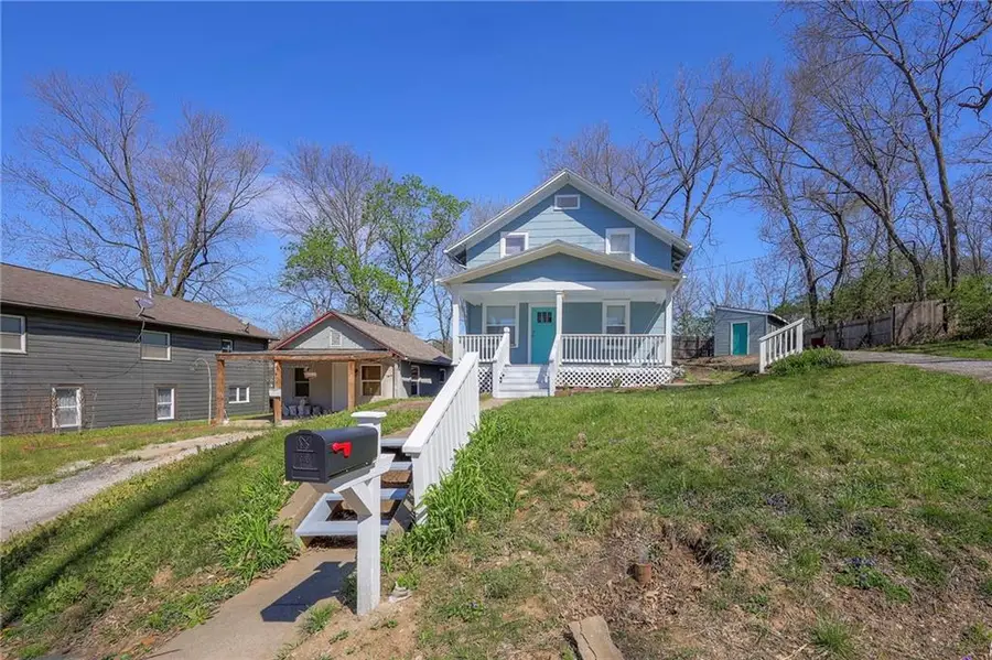 8716 E Lexington Avenue, Independence, MO 64053 - #3