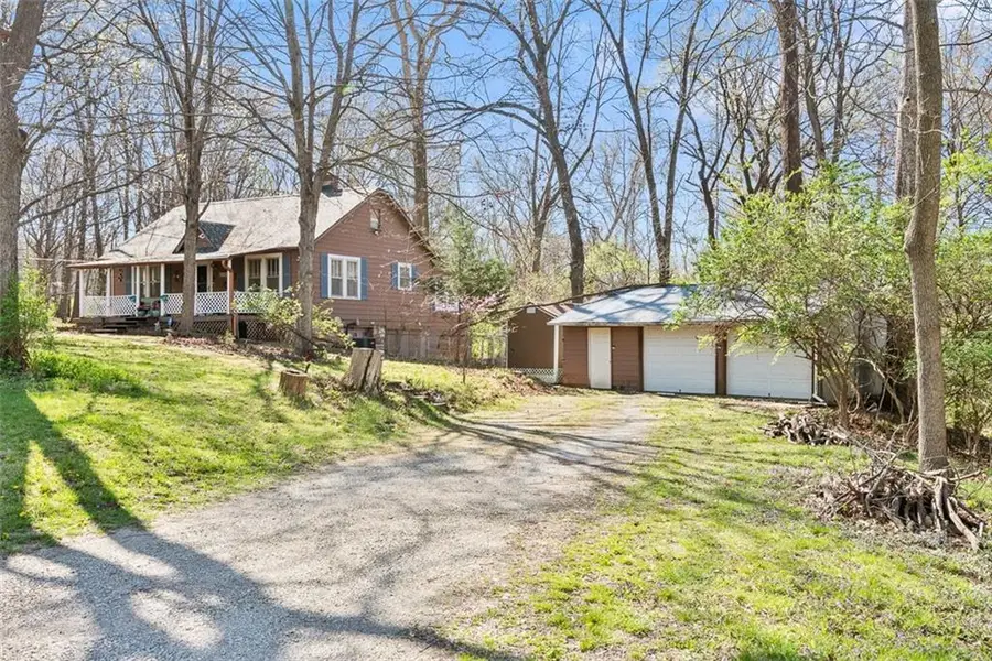 5401 NE Russell Road, Kansas City, MO 64117 - #3