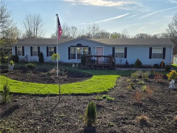 64 NW 1391st Road, Holden, MO 64040