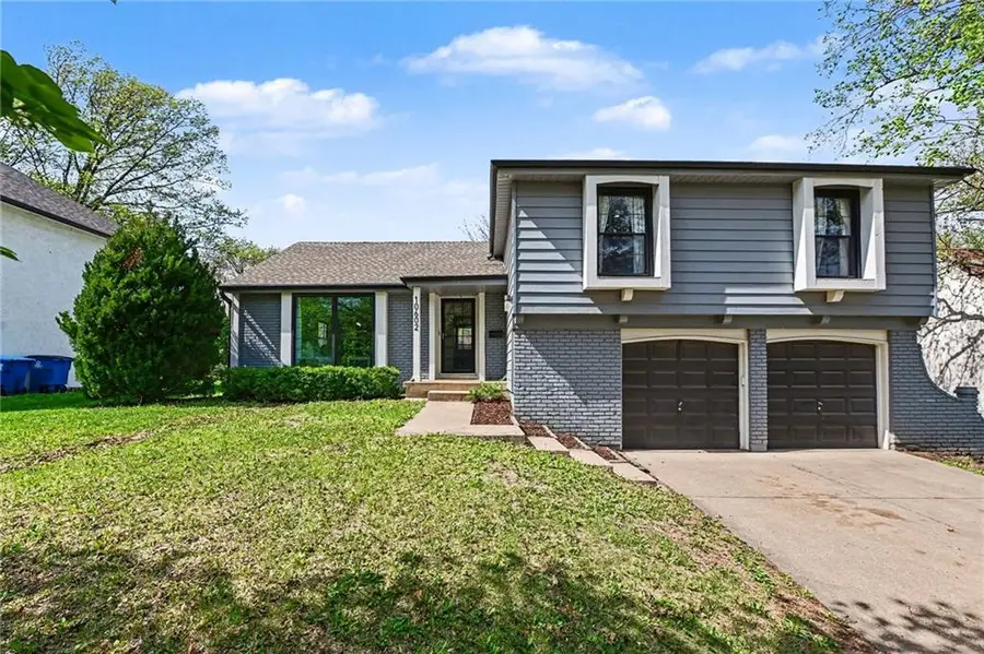 10602 W 102nd Terrace, Overland Park, KS 66214 - #2
