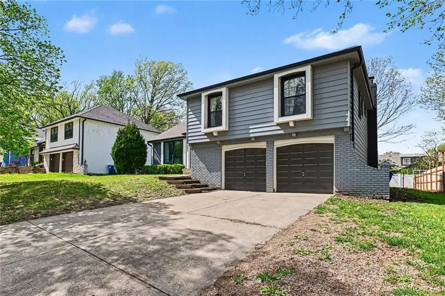 10602 W 102nd Terrace, Overland Park, KS 66214 - #3