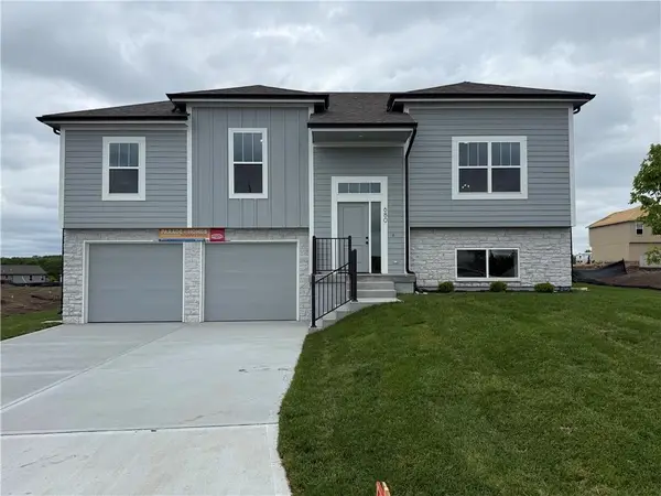 680 S Tybrook Avenue, Independence, MO 64056