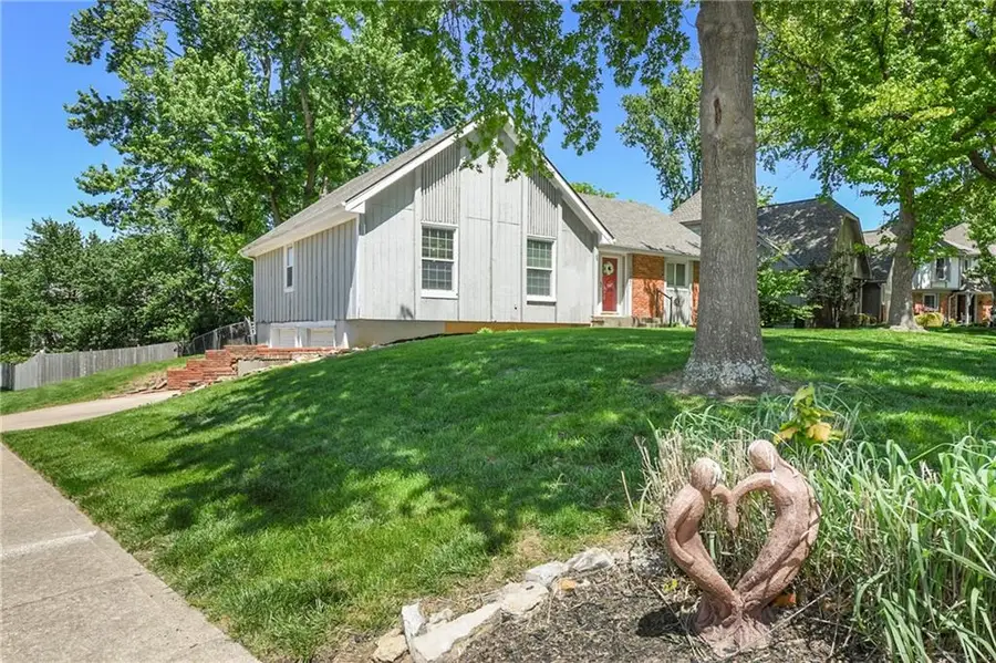 10941 Nieman Road, Overland Park, KS 66210 - #3