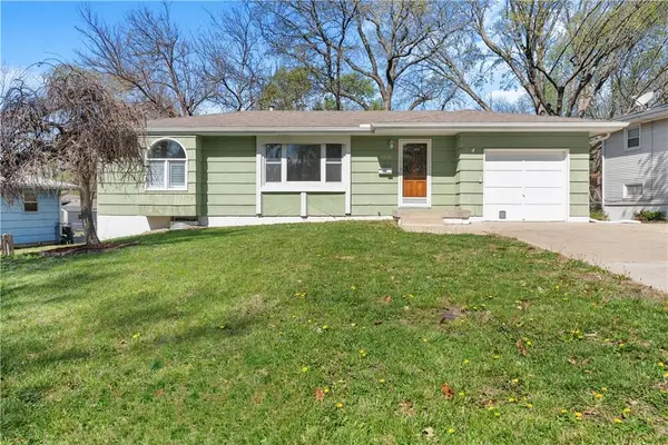 400 NE Howard Street, Lee's Summit, MO 64063