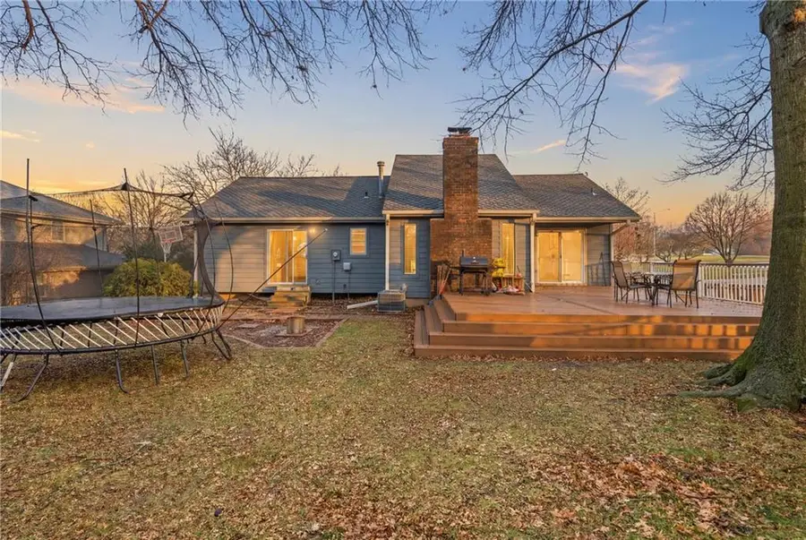 3502 NW Lake Drive, Lees Summit, MO 64064 - #3