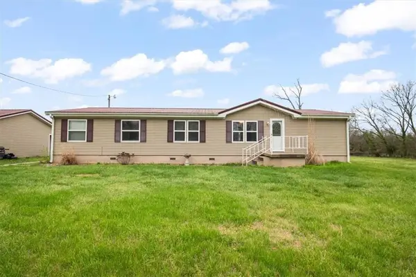 12391 SW Spring Street, Hume, MO 64752