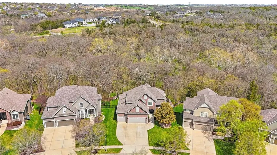 12053 S Sunray Drive, Olathe, KS 66061 - #2