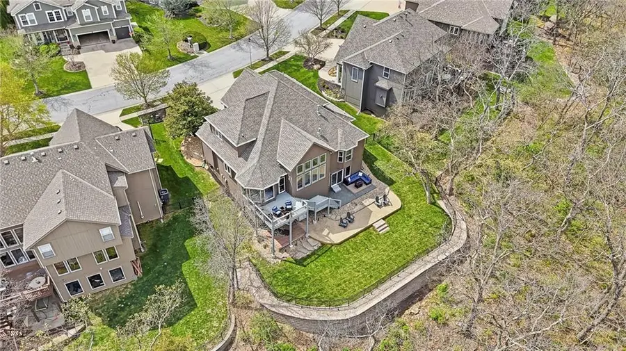 12053 S Sunray Drive, Olathe, KS 66061 - #3