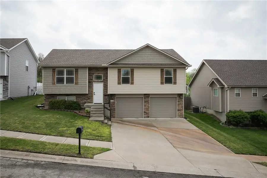 105 Division Street, Knob Noster, MO 65336 - #2