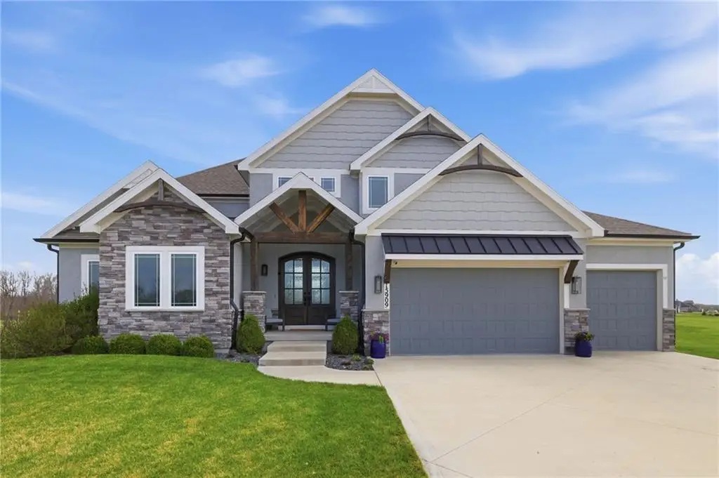 15909 Corbin Court, Pleasant Hill, MO 64080 - #1