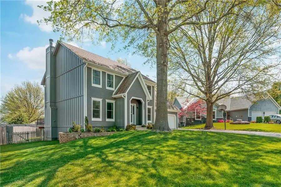 14827 S Navaho Drive, Olathe, KS 66062 - #3