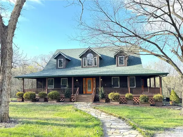 22678 S Tyson Circle, Lacygne, KS 66040