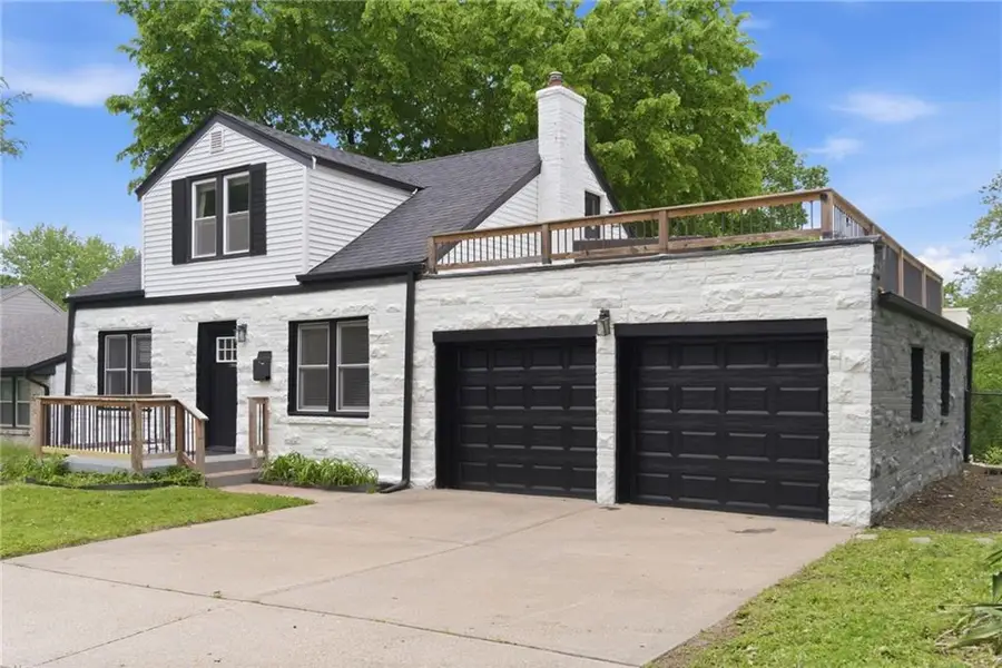 4016 W 47th Terrace, Roeland Park, KS 66205 - #2