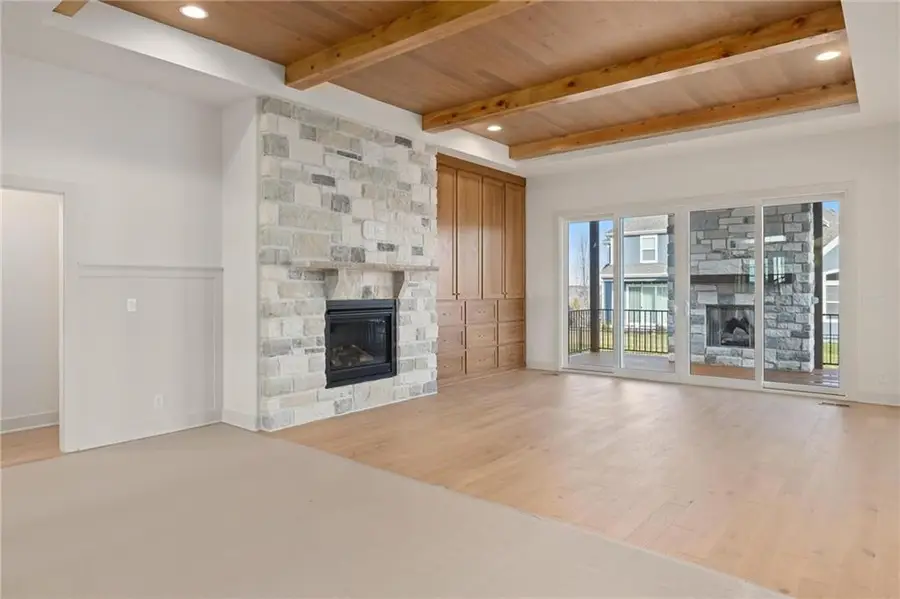 16701 Parkhill Street, Overland Park, KS 66221 - #3