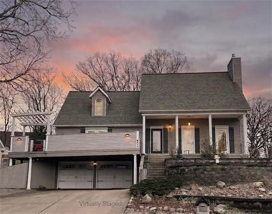 8512 NW 62nd Street, Parkville, MO 64152 - #2