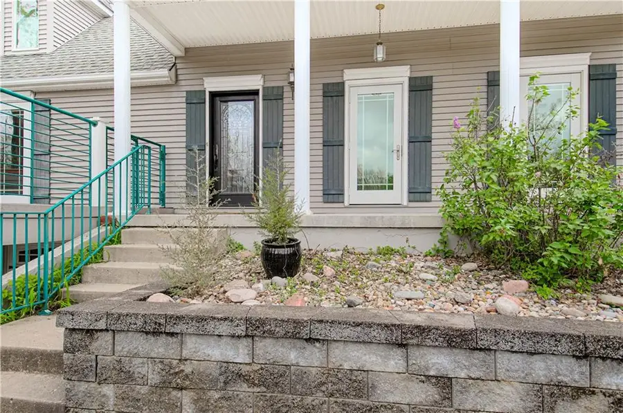 8512 NW 62nd Street, Parkville, MO 64152 - #3